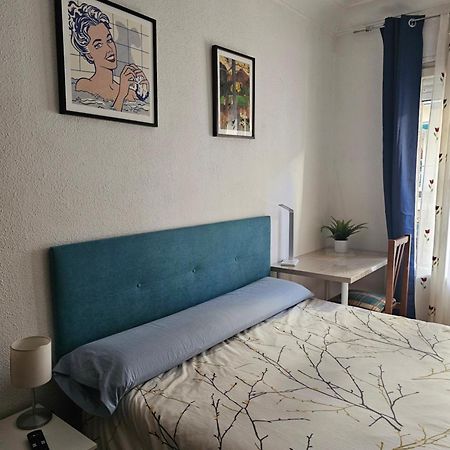 Centrica Habitacion Bed and Breakfast Madrid Exterior foto