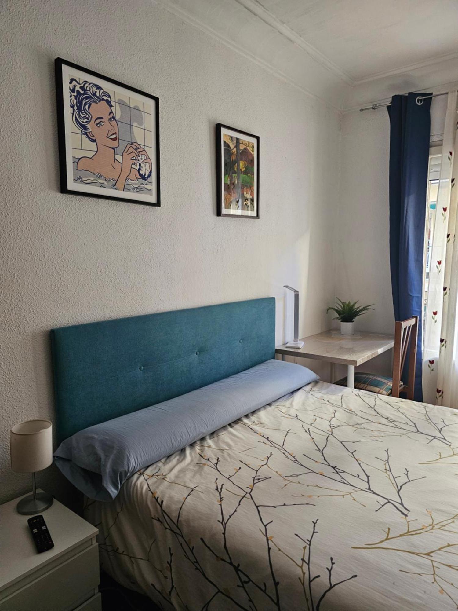 Centrica Habitacion Bed and Breakfast Madrid Exterior foto